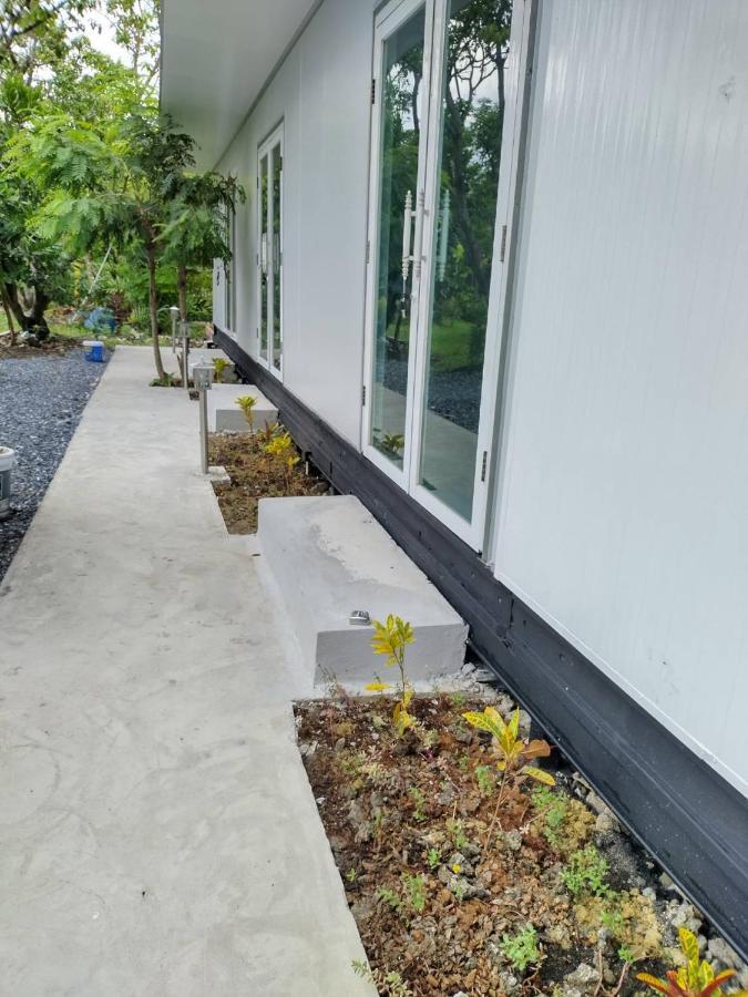 Wild Ones Hostel Bangkok Ngoại thất bức ảnh